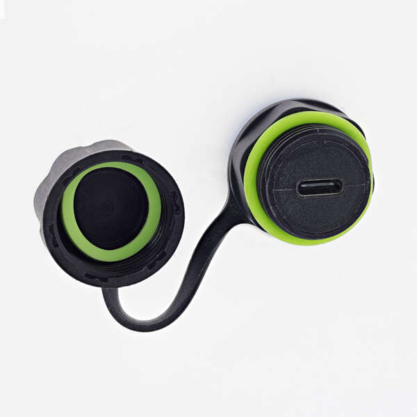 Naar omschrijving van 69927O - InLine® USB-C coupler, IP68, shielded, socket to plug, 50cm