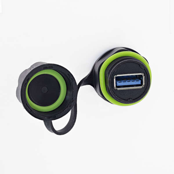 Naar omschrijving van 69927Q - InLine® USB-A coupler, short, IP68, 2x USB-A socket, shielded