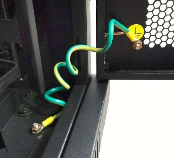 Naar omschrijving van AST19-8047DD - 47U serverkast met dubbele geperforeerde voor- en achterdeur 800x1000x2200mm (Bx