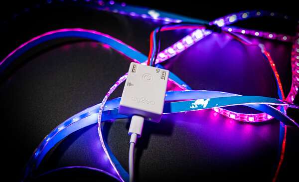 Naar omschrijving van QLD-SK68125M-EU - Dig2go Controller portable DIGITAL LED controller Bundle 5M LED RGBW