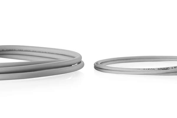 Naar omschrijving van DK-1618-020S - CAT 6 U-UTP slim patch cord, Cu, LSZH AWG 32/7, length 2 m, Gray
