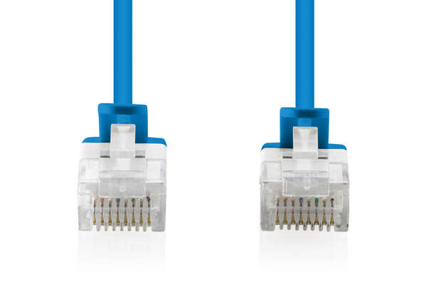 Naar omschrijving van DK-1618-005S-B - CAT 6 U-UTP slim patch cord, Cu, LSZH AWG 32/7, length 0.5m, Blue