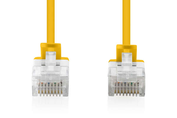 Naar omschrijving van DK-1618-005S-Y - CAT 6 U-UTP slim patch cord, Cu, LSZH AWG 32/7, length 0.5 m, Yellow