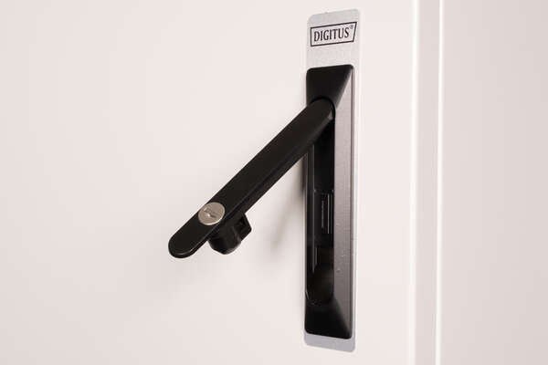 Naar omschrijving van DN-19-07U-6-6-I-OD - DIGITUS Wall Mounting Cabinets IP55 - Outdoor - 600x600 mm (BxT)