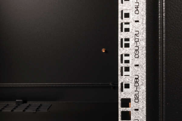 Naar omschrijving van DN-19-09U-6-6-SW - 9U wall mounting cabinet, Unique 509x600x600 mm, color black (RAL 9005)