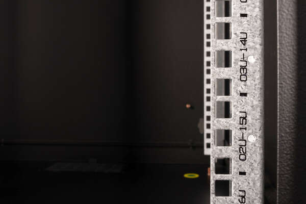 Naar omschrijving van DN-19-16U-6-6-SW - 16U wall mounting cabinet, Unique 820x600x600 mm, color black (RAL 9005)