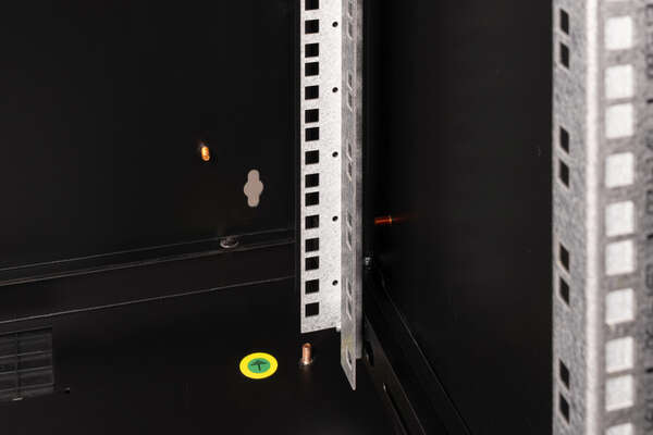 Naar omschrijving van DN-19-20U-6-6-SW - 20U wall mounting cabinet, Unique 998x600x600 mm, color black (RAL 9005)