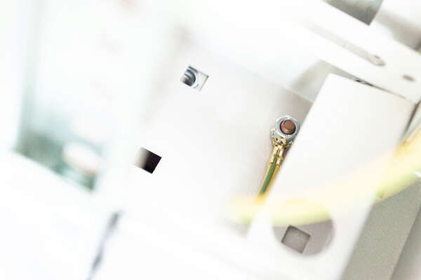 Naar omschrijving van DN-19-EARTH - Potential equalisation bar, 220 mm 6 connection points, incl. earthing leads