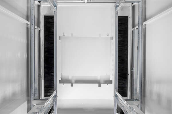 Naar omschrijving van DN-43001 - DIGITUS Network cabinet Varioflex-N Series - 800x1000 mm (WxD)