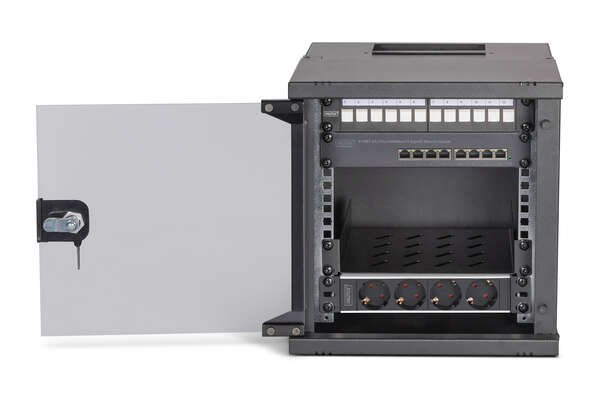 Naar omschrijving van DN-49101-SET - DIGITUS SOHO Pro netwerkset, 10 inch - 6U, 315 x 300mm (B x D)