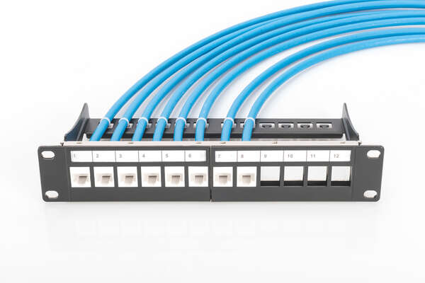 Naar omschrijving van DN-93606 - CAT 6A Keystone Jack, unshielded tool free connection
