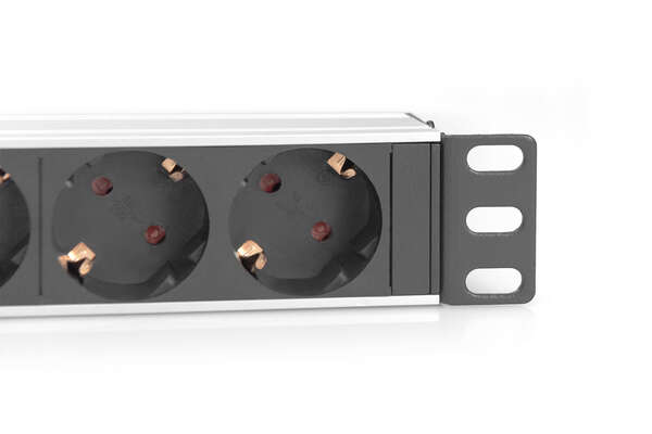 Naar omschrijving van DN-95418 - 1U Aluminum PDU, 254 mm (10