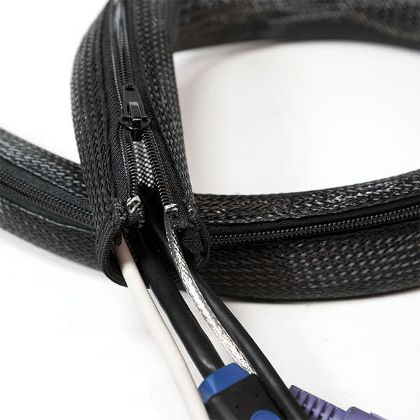 Naar omschrijving van KAB0048 - Flexible cable protection with zipper, 50 x 35 x 1000 mm