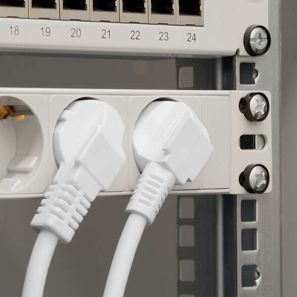 Naar omschrijving van PDU9C04 - 19